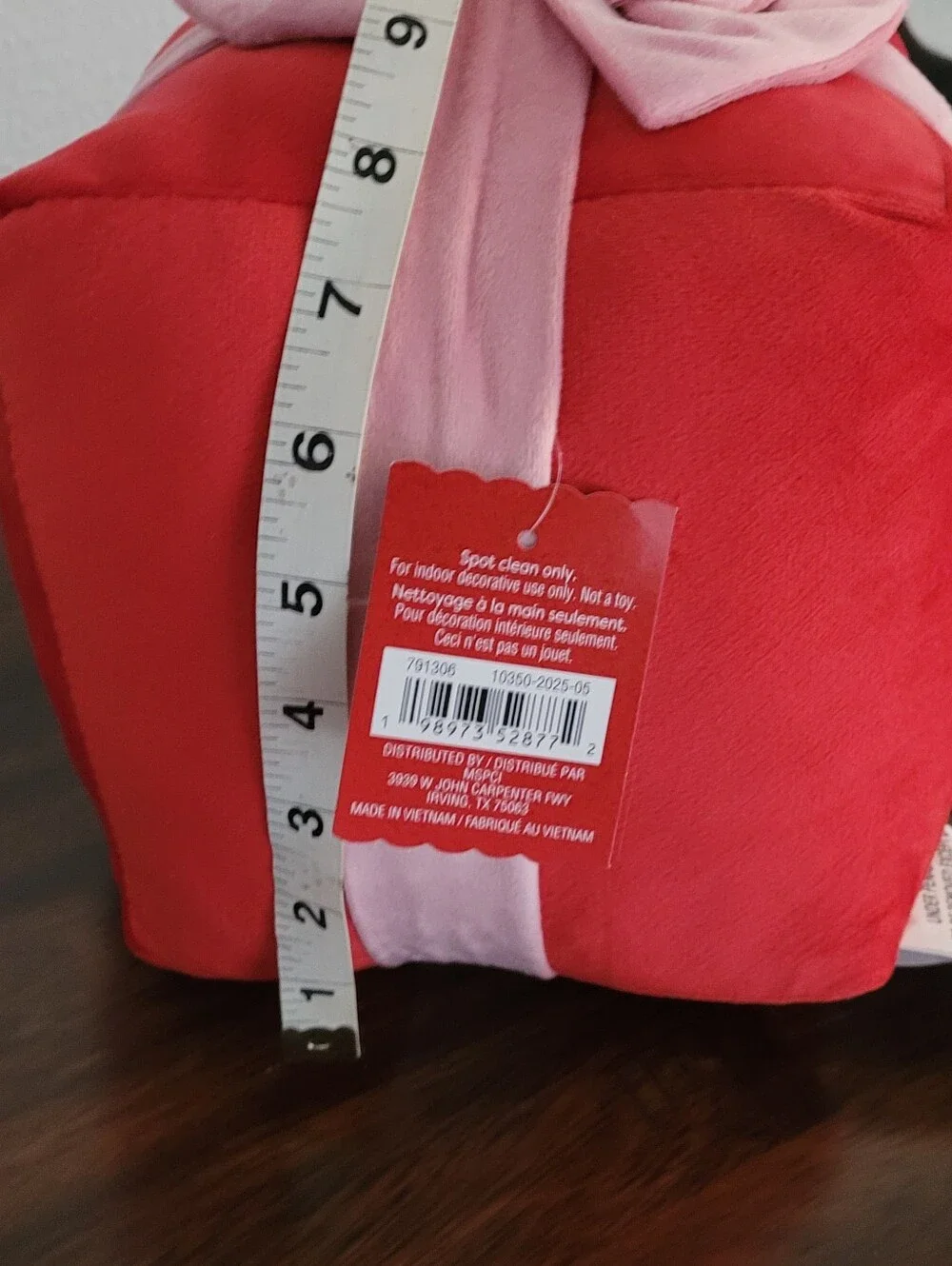 NWT Ashland Berry Jooly Red And Pink Holiday Gift Pillow
